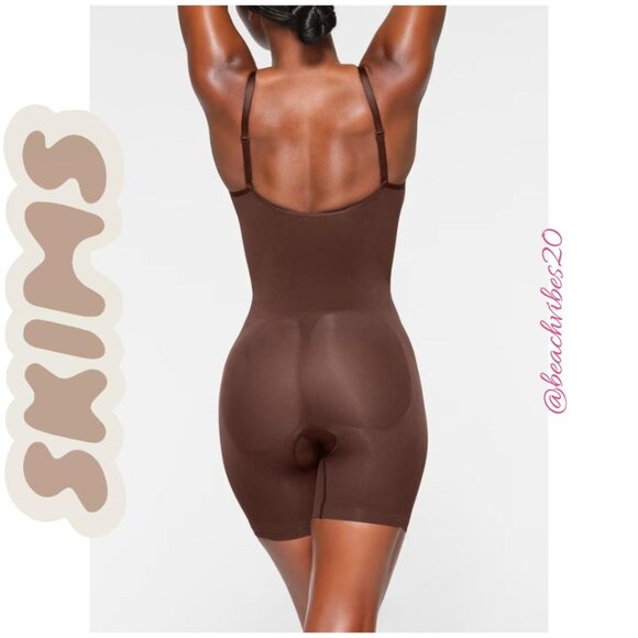 SKIMS Seamless Sculpt Mid-Thigh Bodysuit Cocoa Medium NWOT O-359 - Picture 3 of 5